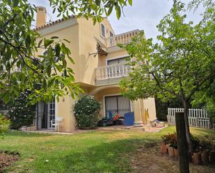 Jardí de Casa o xalet en venda en Marbella amb Aire condicionat, Jardí privat i Terrassa