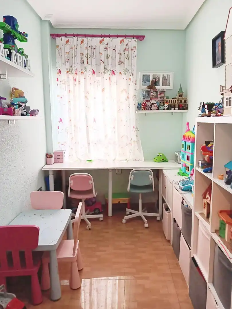 Habitación de Piso en venta en Jaén