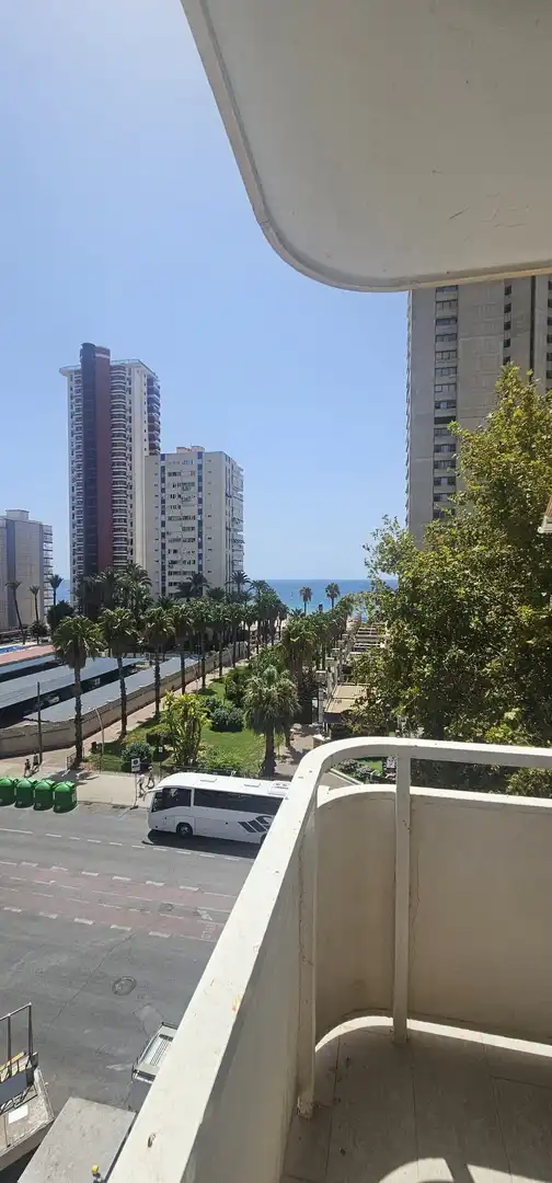 Pis amb ascensor en venda a Avenida del Mediterráneo