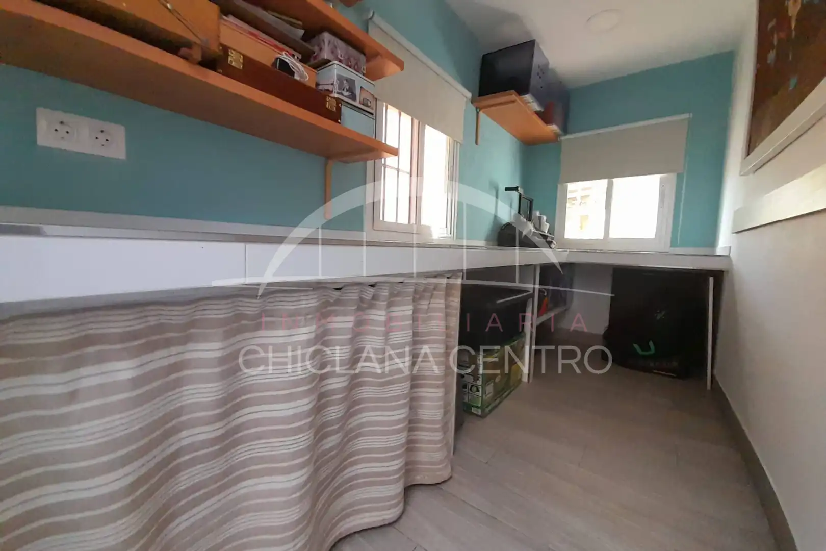 Cuina de Casa o xalet en venda en Chiclana de la Frontera amb Jardí privat, Traster i Piscina