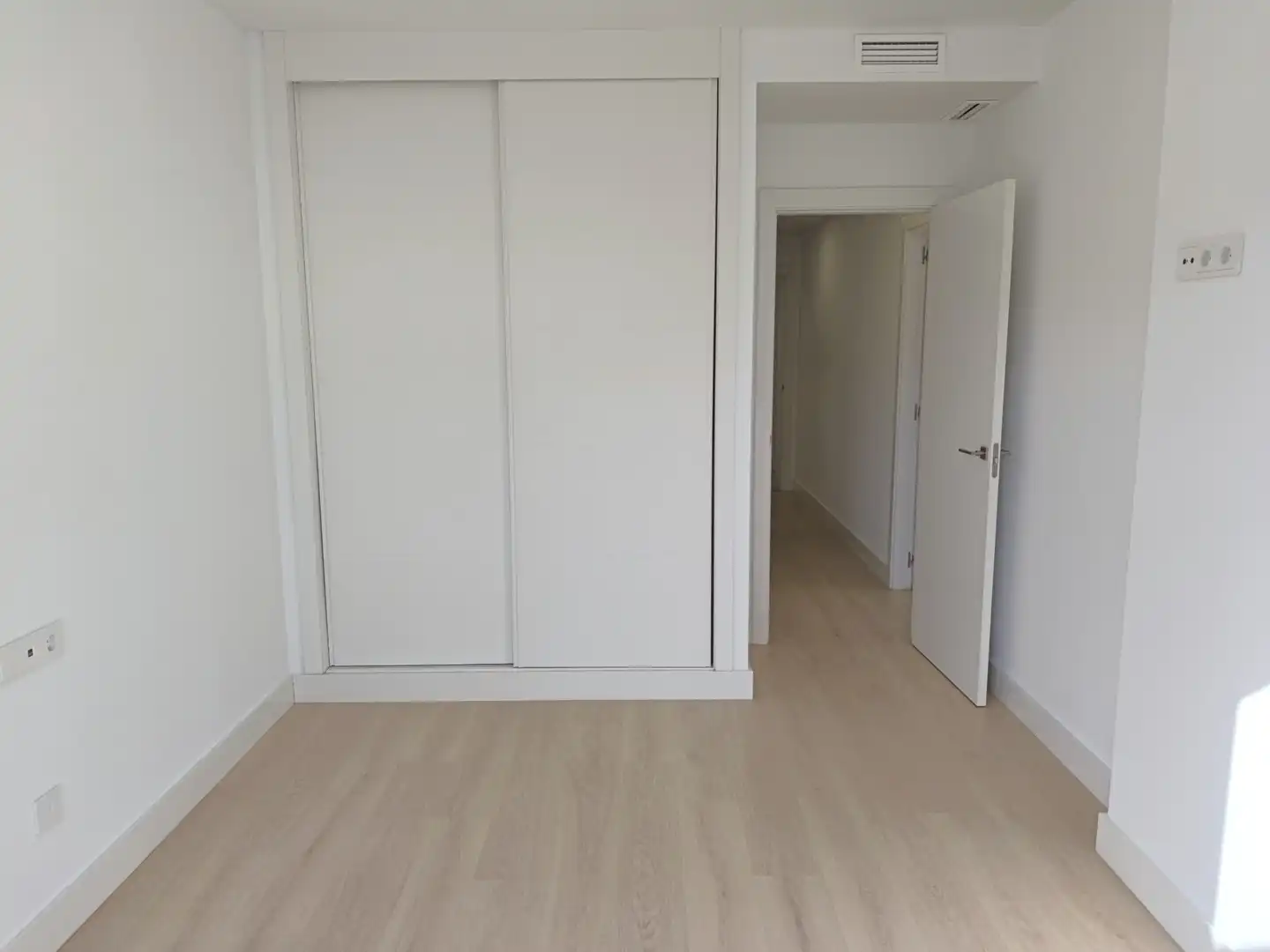 Habitación de Ático de alquiler en Málaga con Aire acondicionado, Calefacción y Terraza