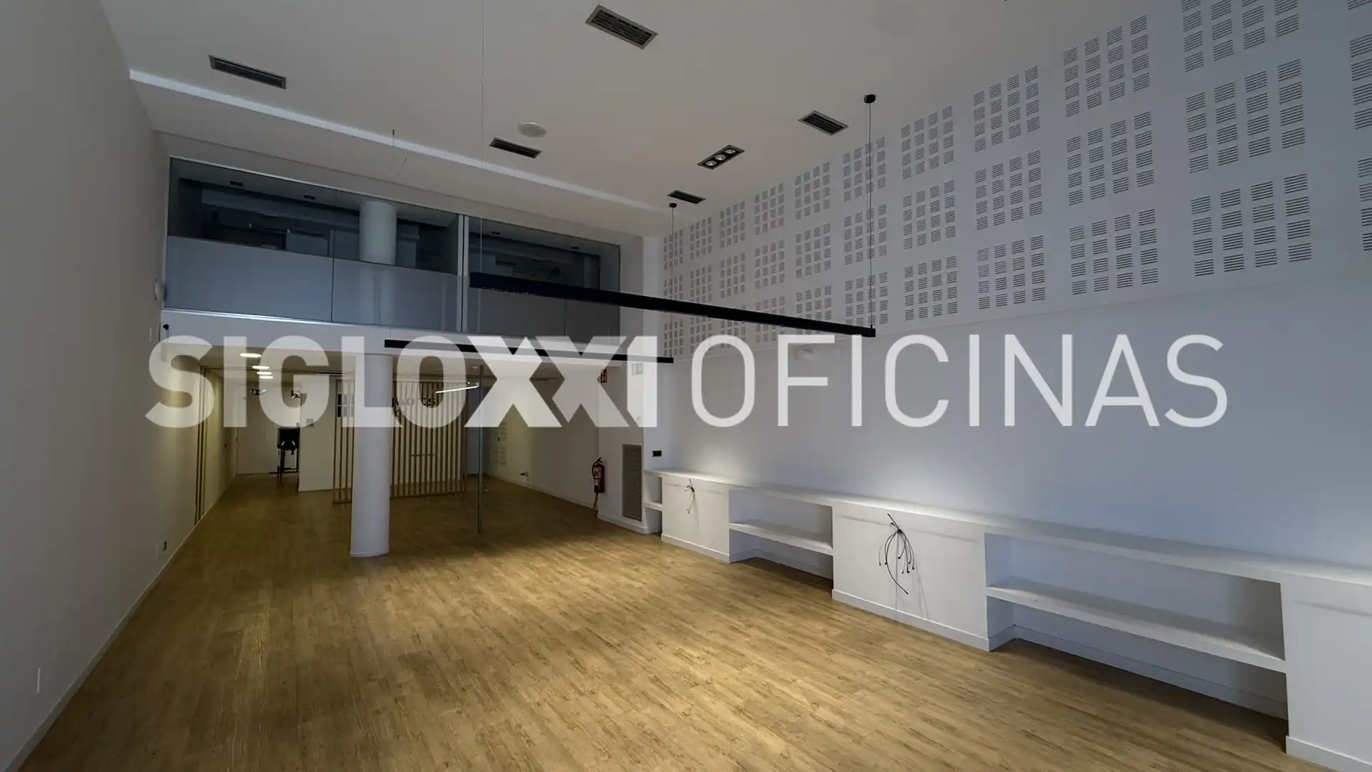 Office space to rent in DIPUTACIO, imagen 3