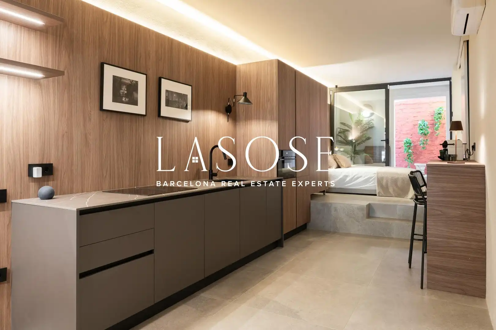 Dormitori de Apartament de lloguer en Barcelona amb Aire condicionat, Calefacció i Terrassa