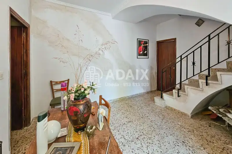 Casa o chalet en venta en Úbeda con Terraza, Trastero y Balcón