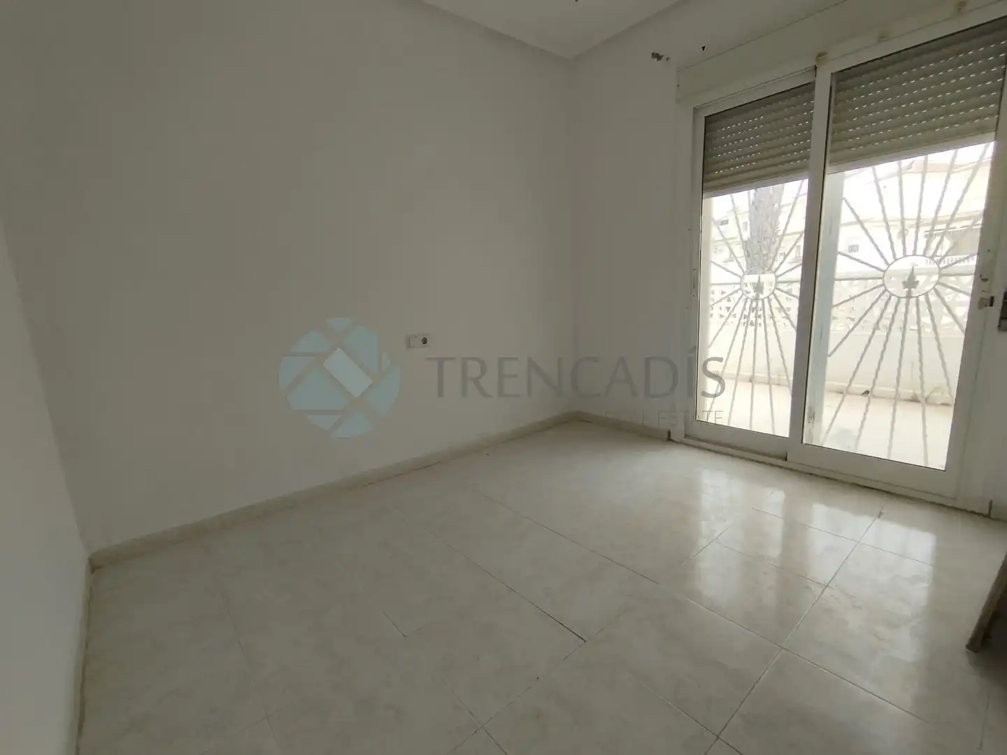 Casa aparellada en venda a golda meir, imagen 27
