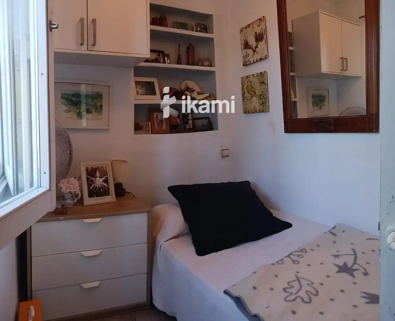 Bedroom of Houses for sale in Oliva  with Air Conditioner, Heating and Private garden