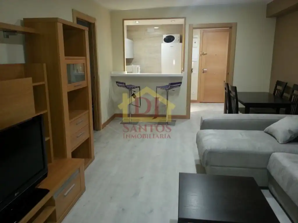 Apartamento de alquiler en Avenida de Italia, Carmelitas