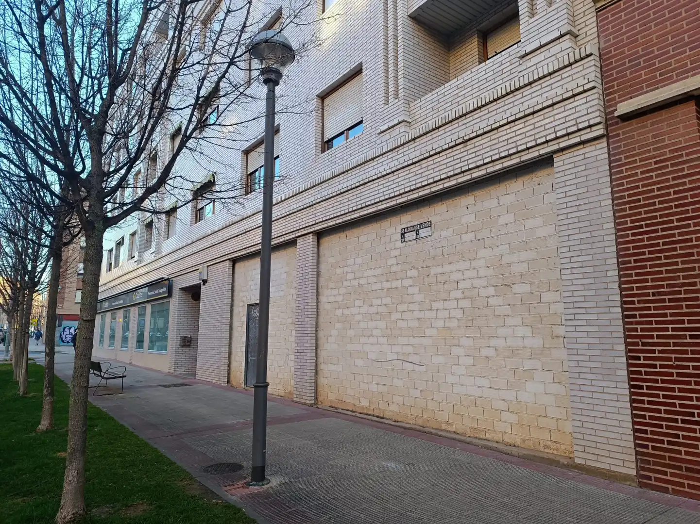 Local comercial en venta en Portillejo - Valdegastea