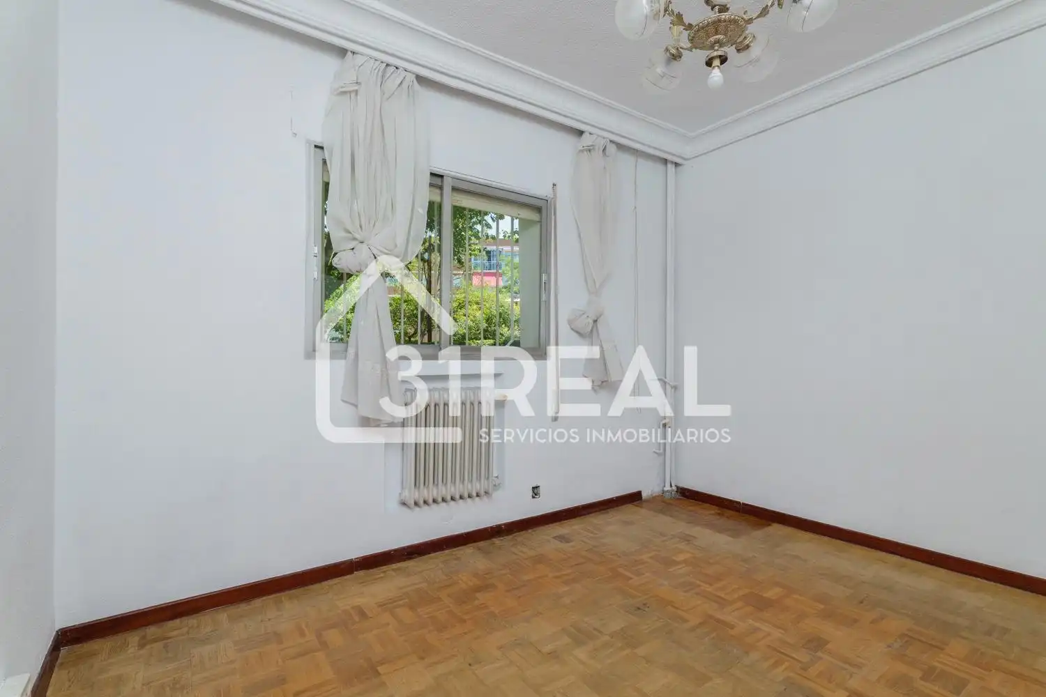 Habitación de Piso en venta en Madrid con Calefacción, Jardín privado y Parquet