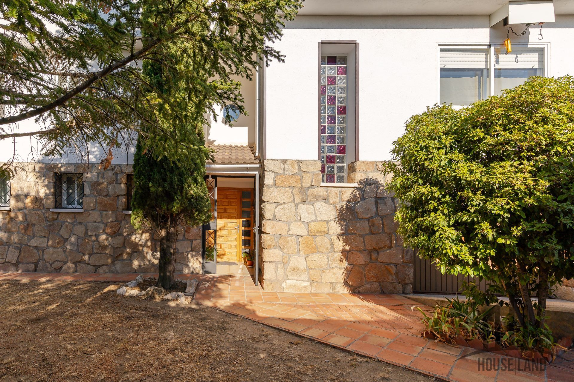 Exterior view of House or chalet for sale in El Casar  with Heating, Private garden and Storage room
