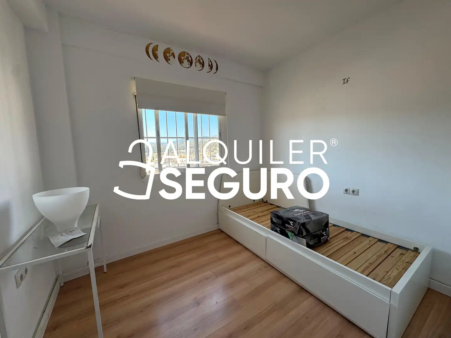 Bedroom of Flat for rent in Málaga  with Heating, Terrace and Furnished
