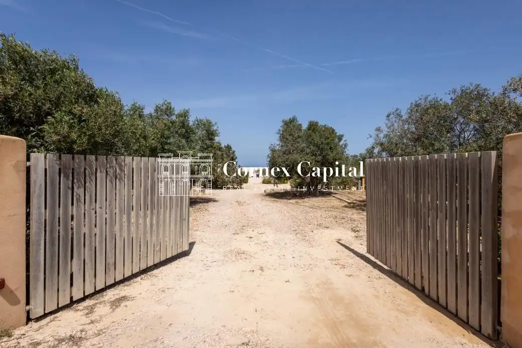Houses for sale in Formentera  with Air Conditioner, Heating and Private garden