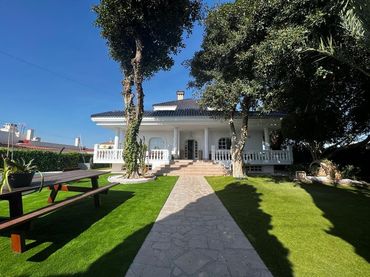 Villa avec balcon à vendre à Calle JORGE MANRIQUE