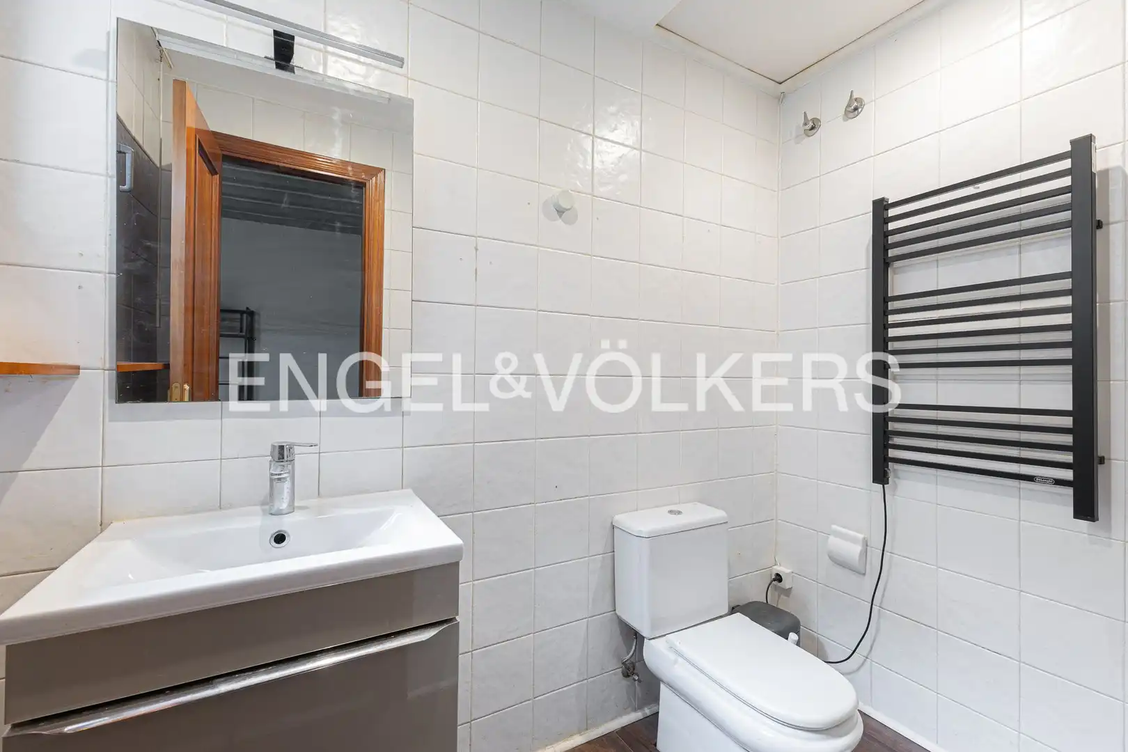 Piso en venta en Barcelona con Aire acondicionado, Calefacción y Balcón