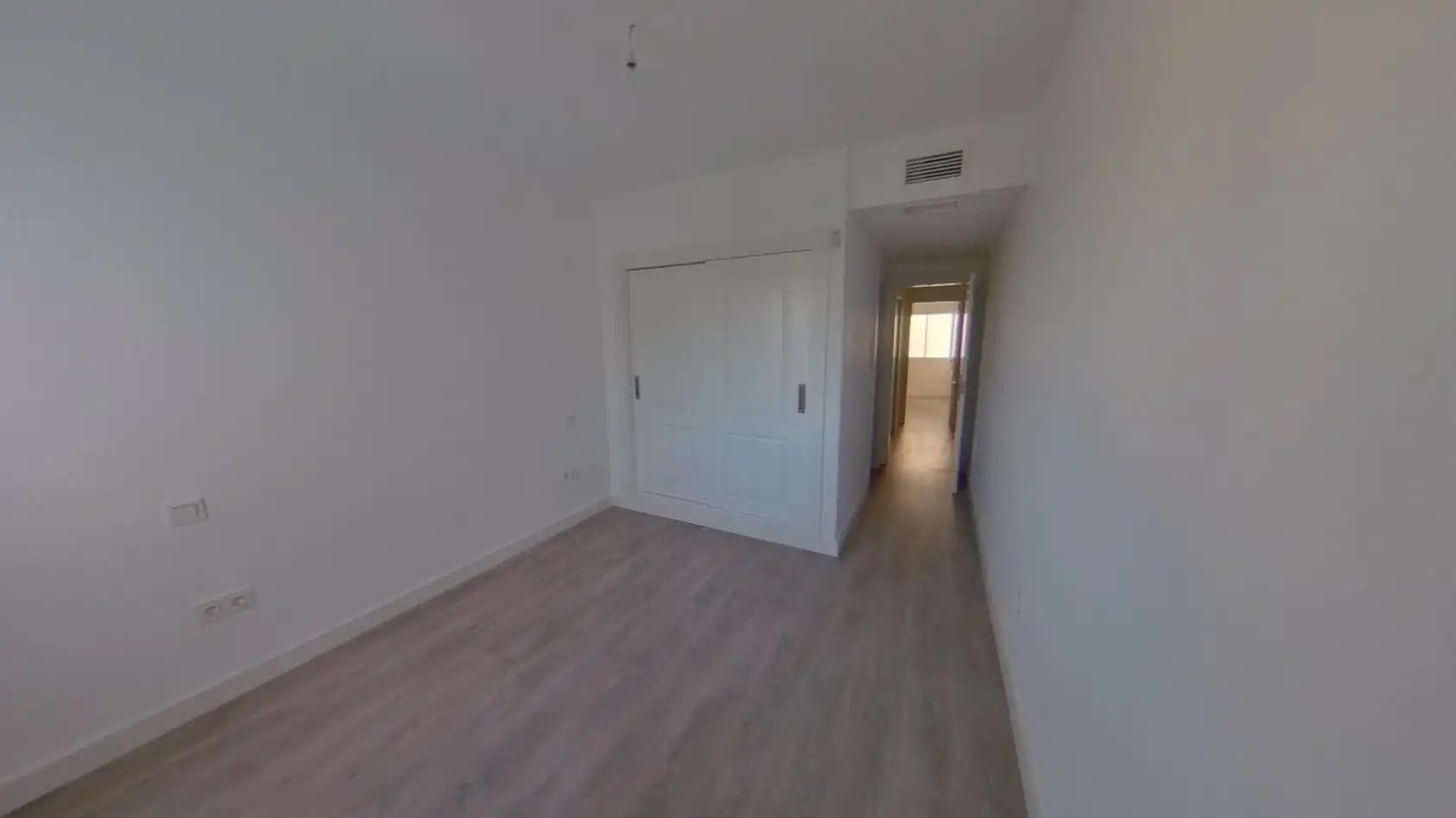 Planta baja en venta en Marbella con Piscina y Piscina comunitaria