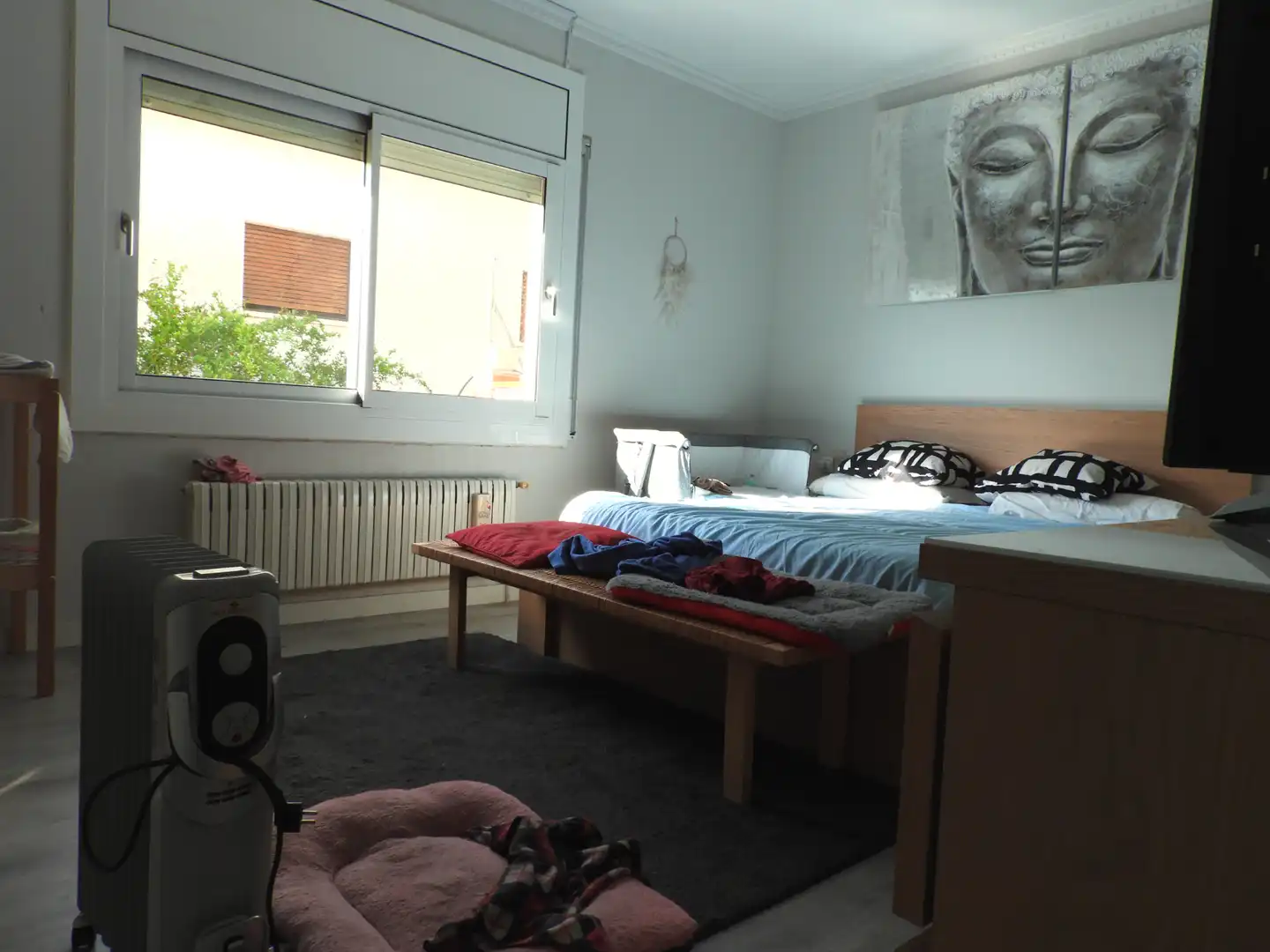 Schlafzimmer von Haus oder Chalet zum Verkauf in Castellar del Vallès mit Klimaanlage, Heizung und Privatgarten