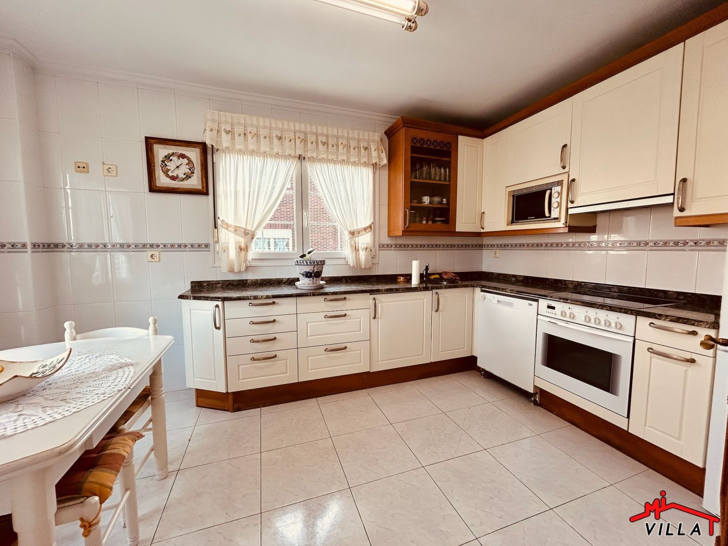 Cocina de Casa o chalet en venta en Bárcena de Cicero con Calefacción, Terraza y Trastero