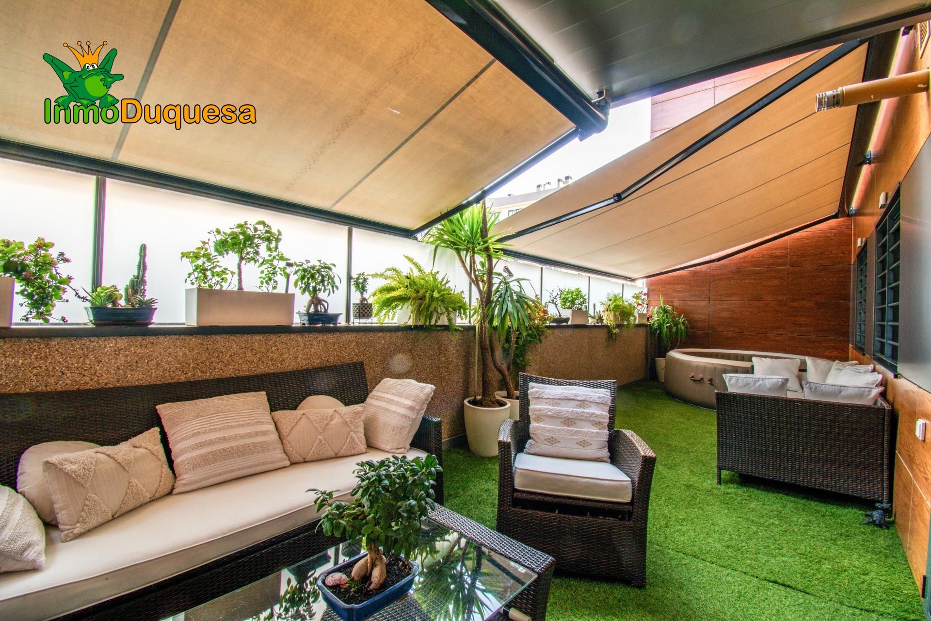 Terrace of Flat for sale in  Granada Capital  with Air Conditioner, Heating and Private garden
