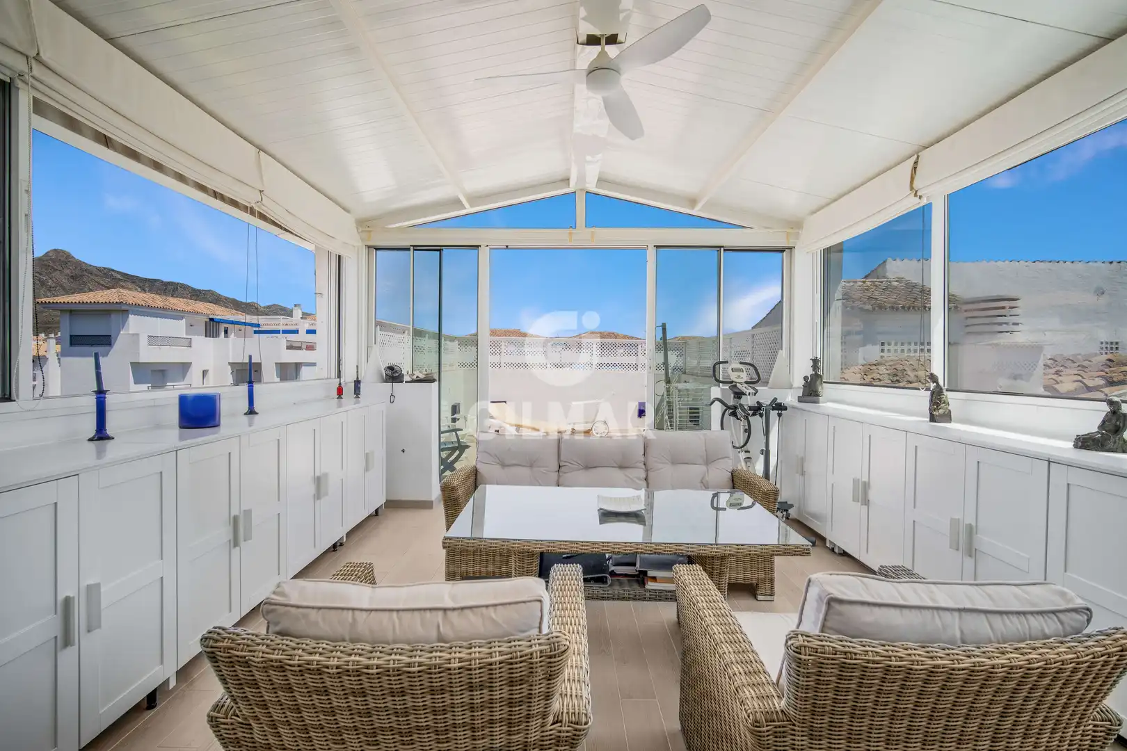 Ático con terraza en venta en Nueva Andalucía, imagen 2