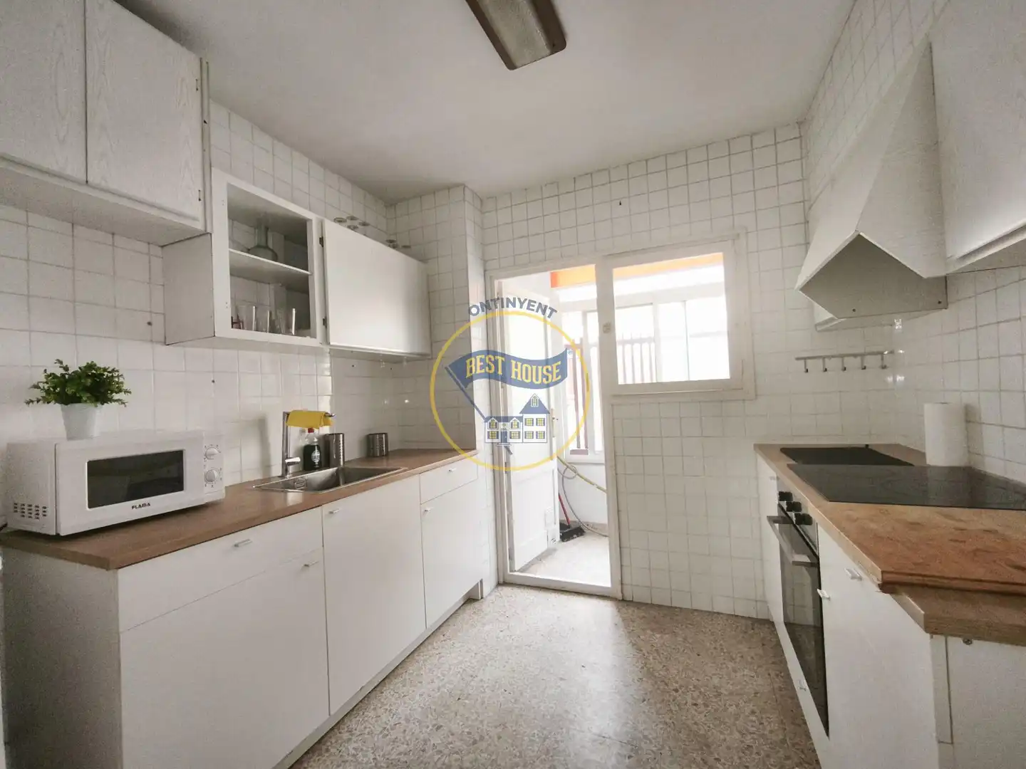Flat with terrace for sale in Sant Josep - Zona Hospital, imagen 4