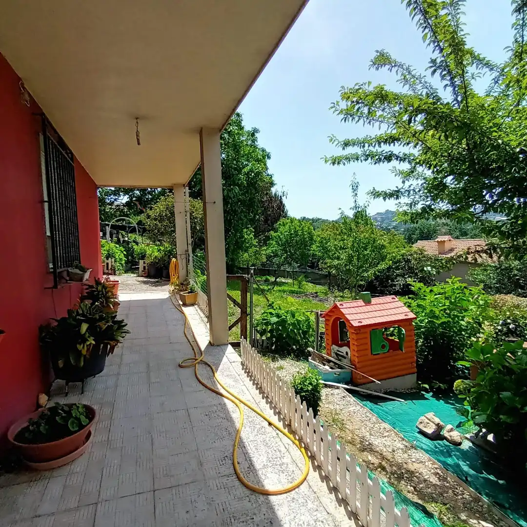 Terraza de Casa o chalet en venta en Vigo  con Calefacción, Jardín privado y Terraza