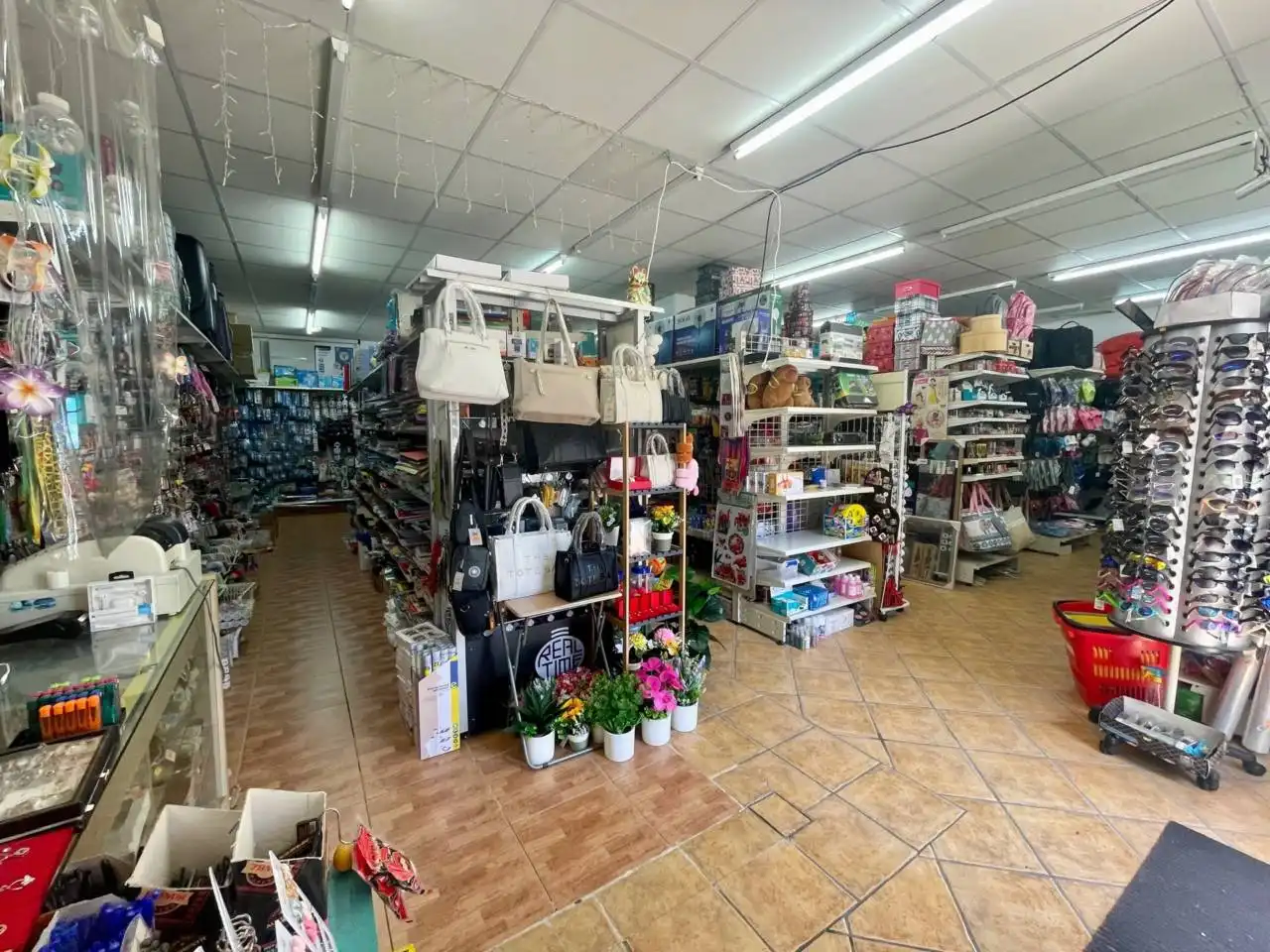Business premises for sale in Calle Llevant 7, imagen 4