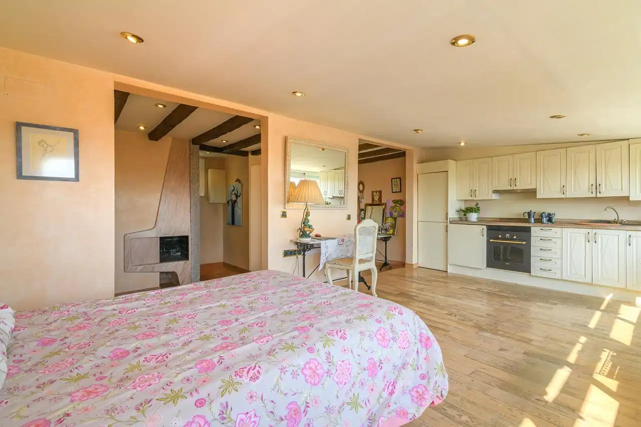 Habitación de Piso en venta en Barcelona con Calefacción y Parquet