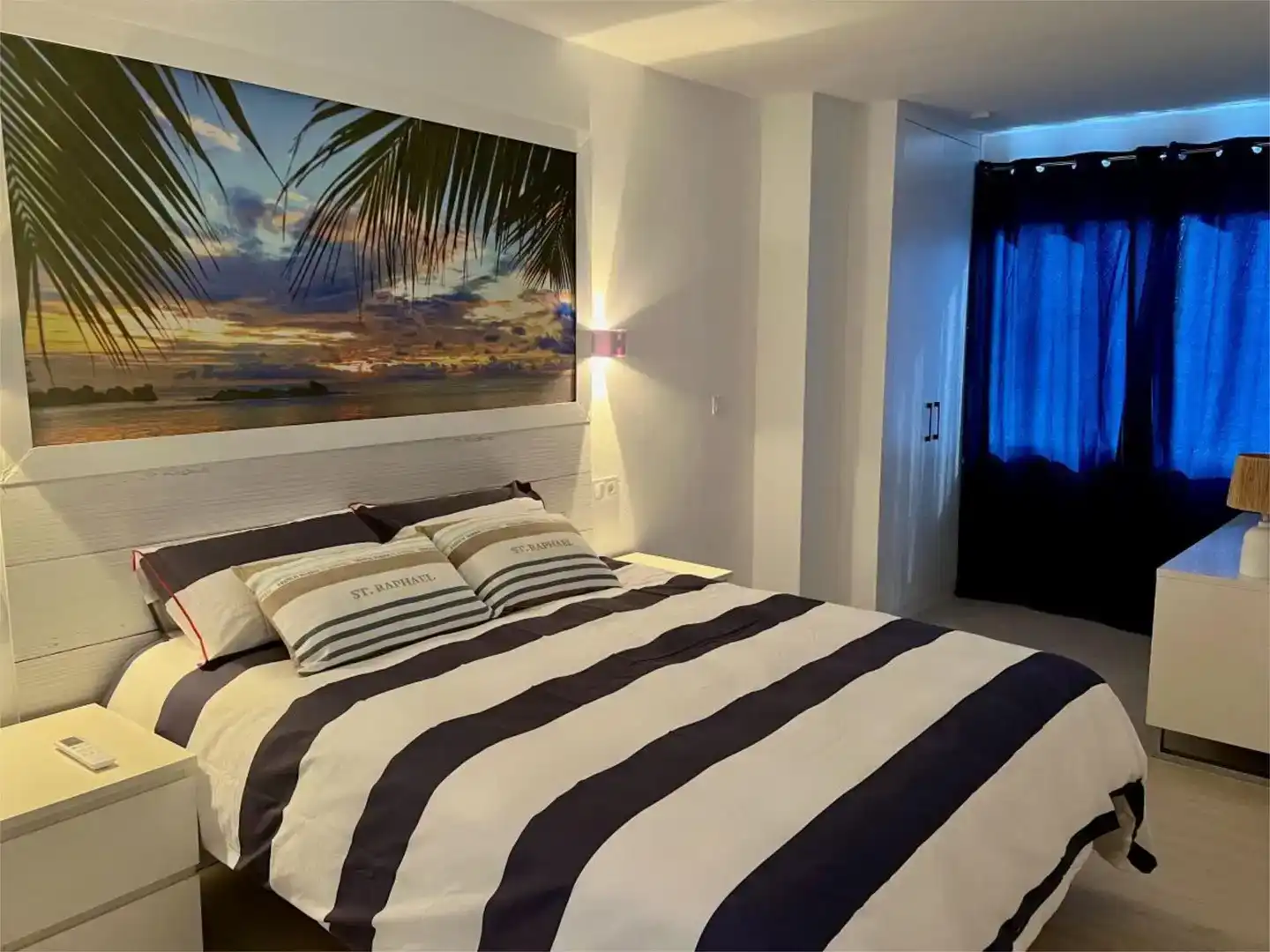 Dormitori de Apartament de lloguer en Altea amb Aire condicionat i Balcó