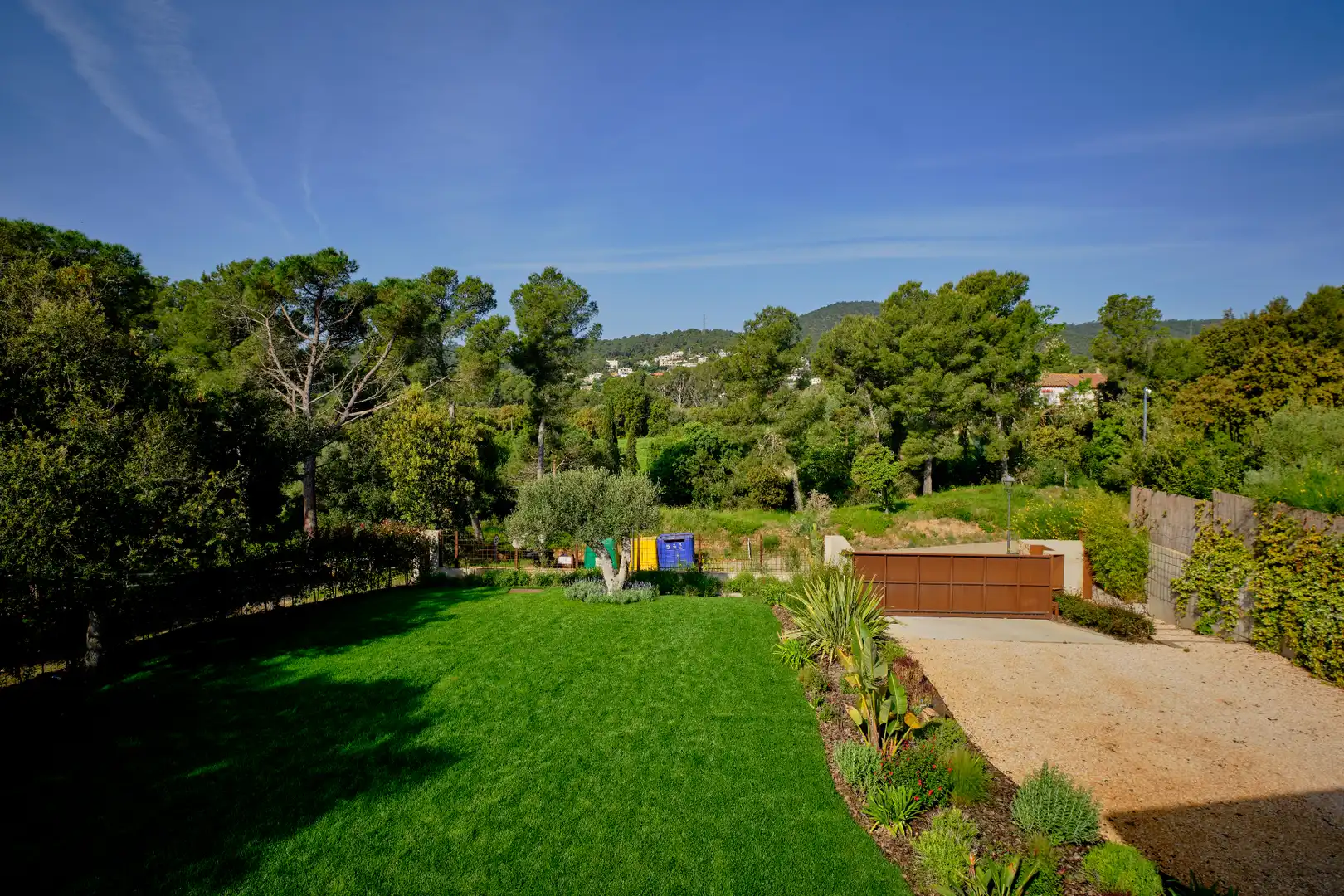 Garden of Houses for rent in Mont-ras  with Air Conditioner, Heating and Private garden