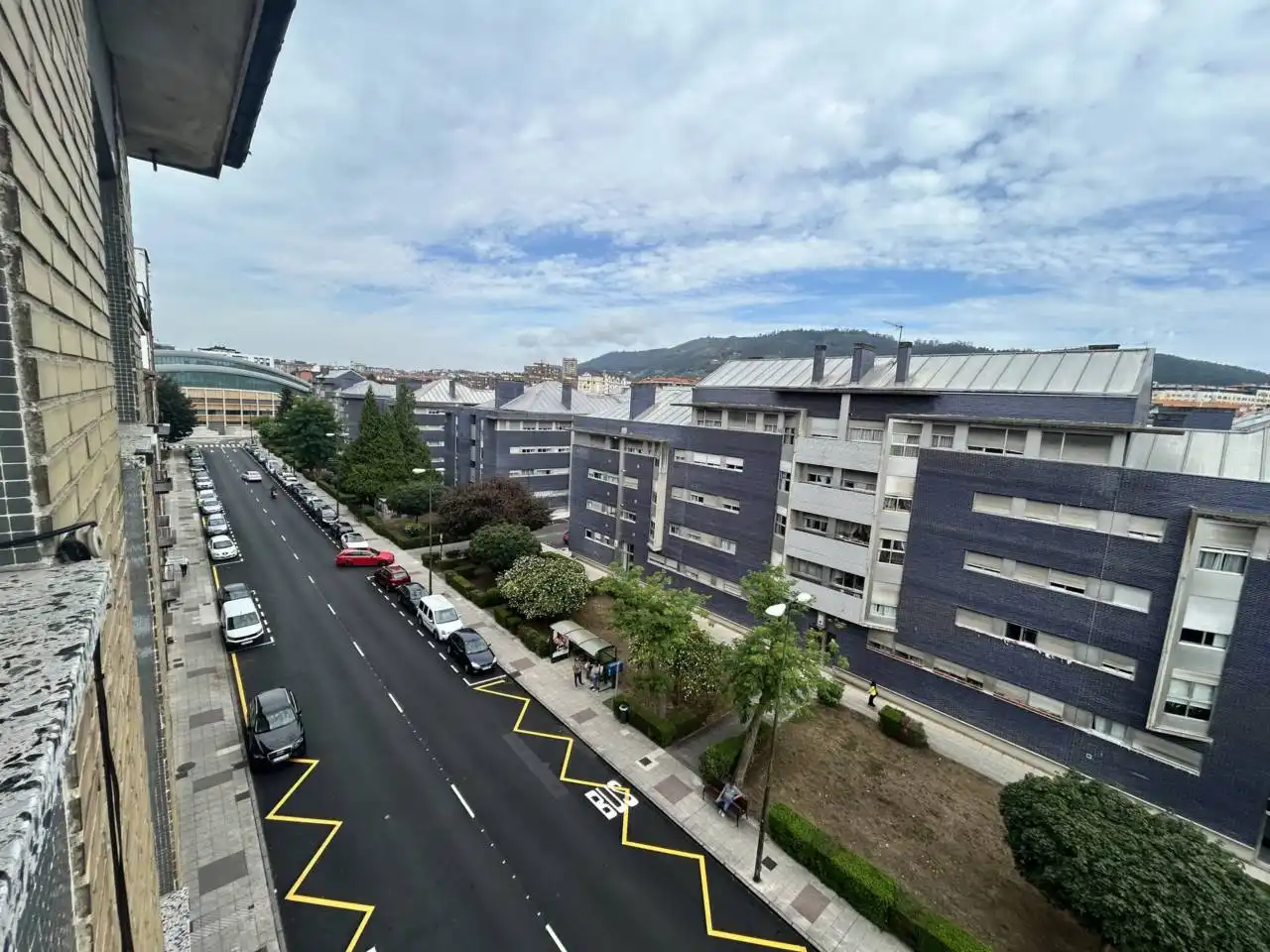 Vista exterior de Pis en venda en Oviedo  amb Calefacció i Moblat