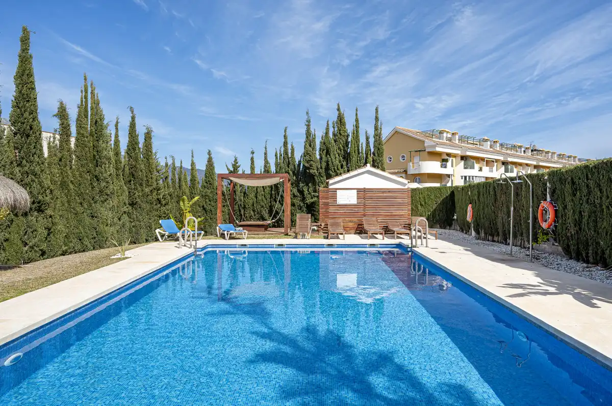 Apartamento con piscina en venta en Nueva Andalucía, imagen 25