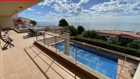 Vista exterior de Casa o xalet en venda en Alcanar amb Terrassa i Piscina