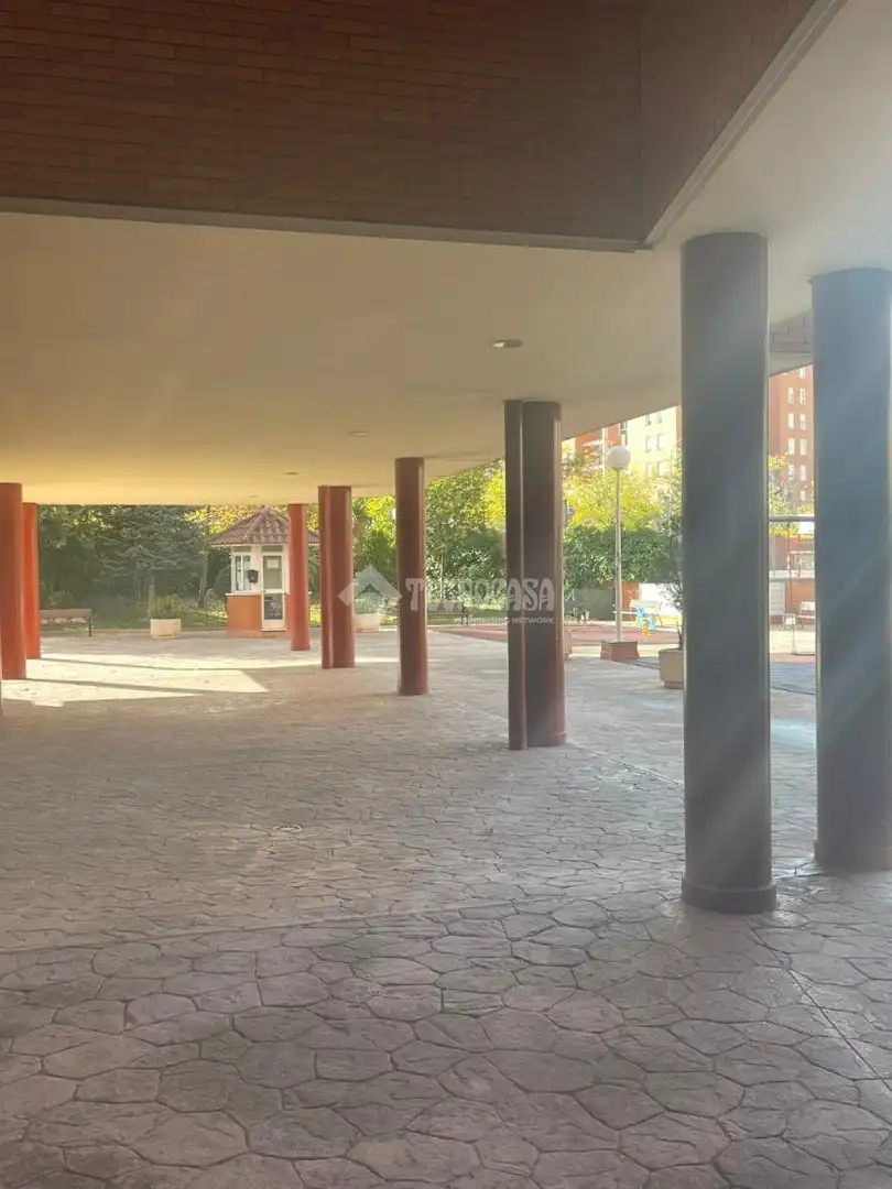 Flat for rent in Suroeste - Zona Hospital