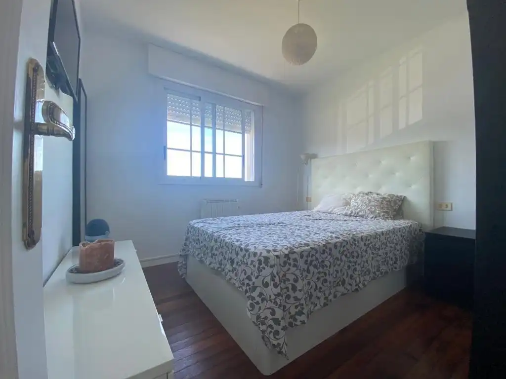 Bedroom of Houses for sale in Vigo   with Heating, Private garden and Terrace