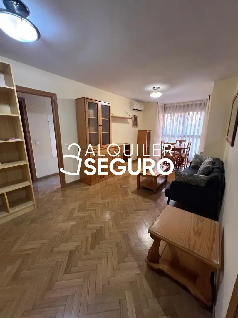 Wohnung zur Miete in San Cipriano, Valdebernardo - Valderribas