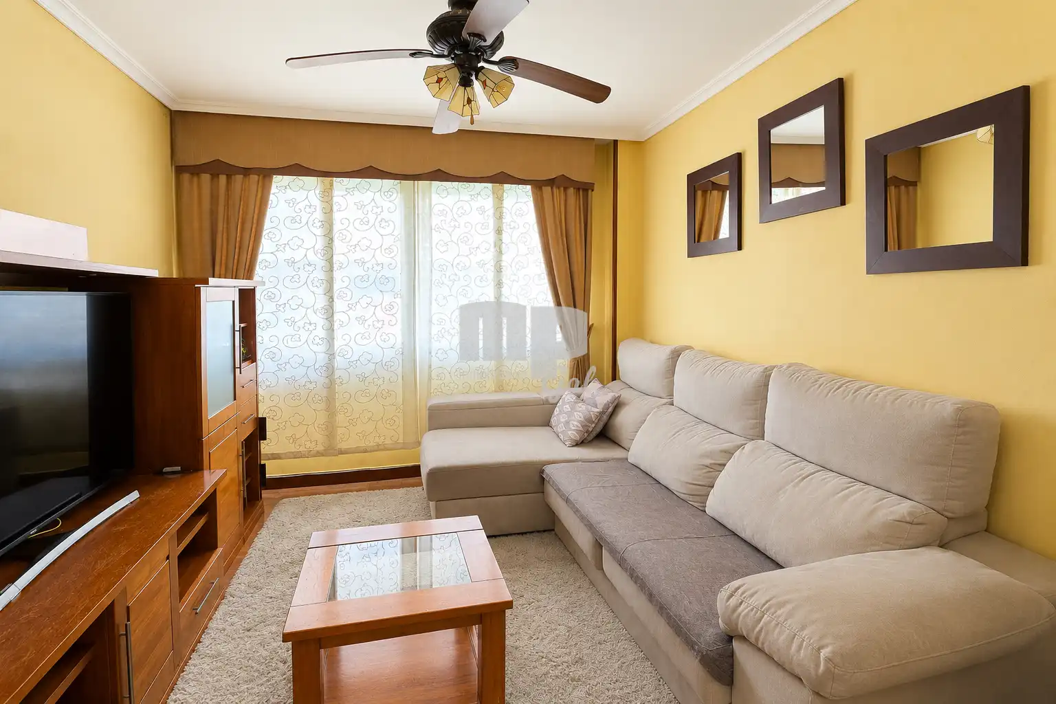 Living room of Flat for sale in Vigo   with Storage room