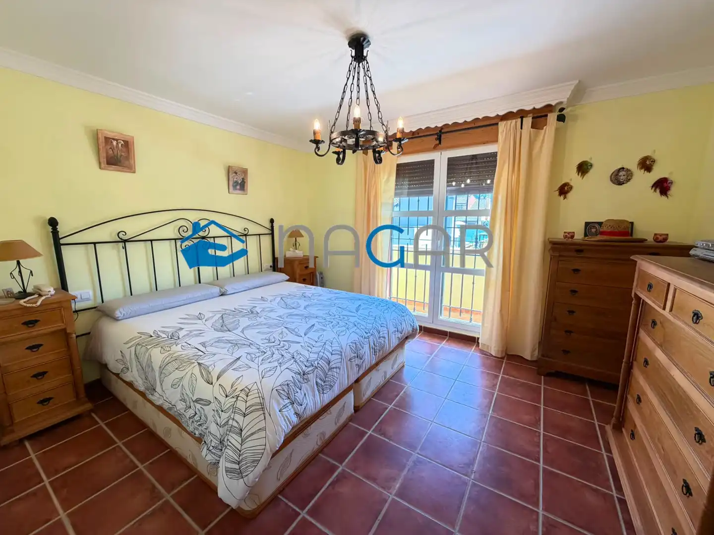 Vista exterior de Casa adosada en venta en Los Barrios con Jardín privado, Amueblado y Horno