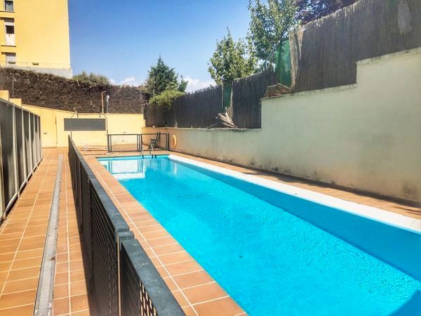 Piscina de Dúplex de lloguer en San Lorenzo de El Escorial amb Calefacció, Terrassa i Forn