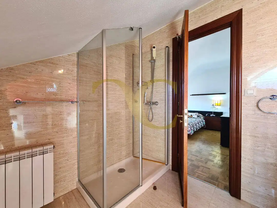 Bany de Casa o xalet en venda en Ribadesella amb Calefacció i Terrassa