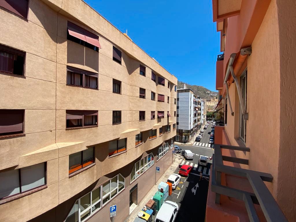 Exterior view of Flat for sale in  Santa Cruz de Tenerife Capital  with Balcony