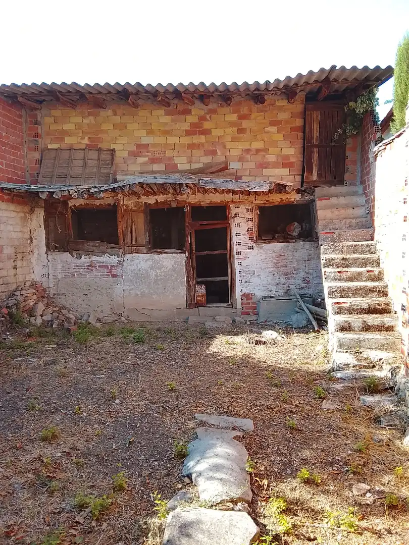 Exterior view of Storage room for sale in Enguídanos