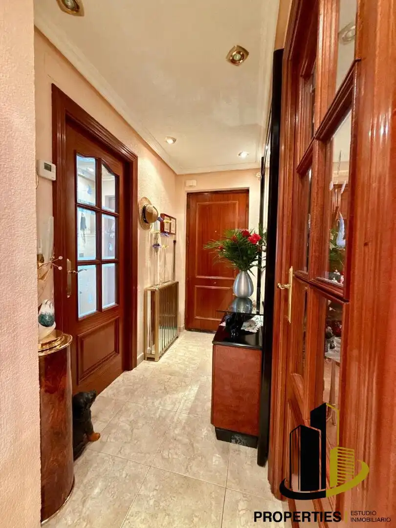 Flat for sale in Ledrada