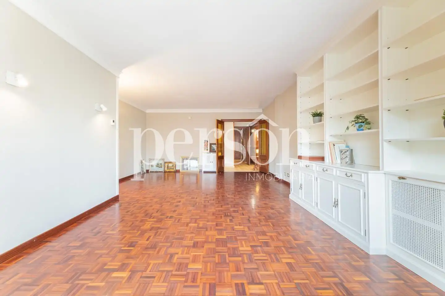 Flat with lift for sale in El Pla del Real