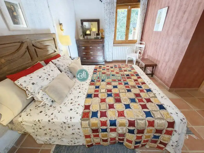 Habitación de Casa o chalet en venta en Escobar de Polendos con Calefacción y Trastero