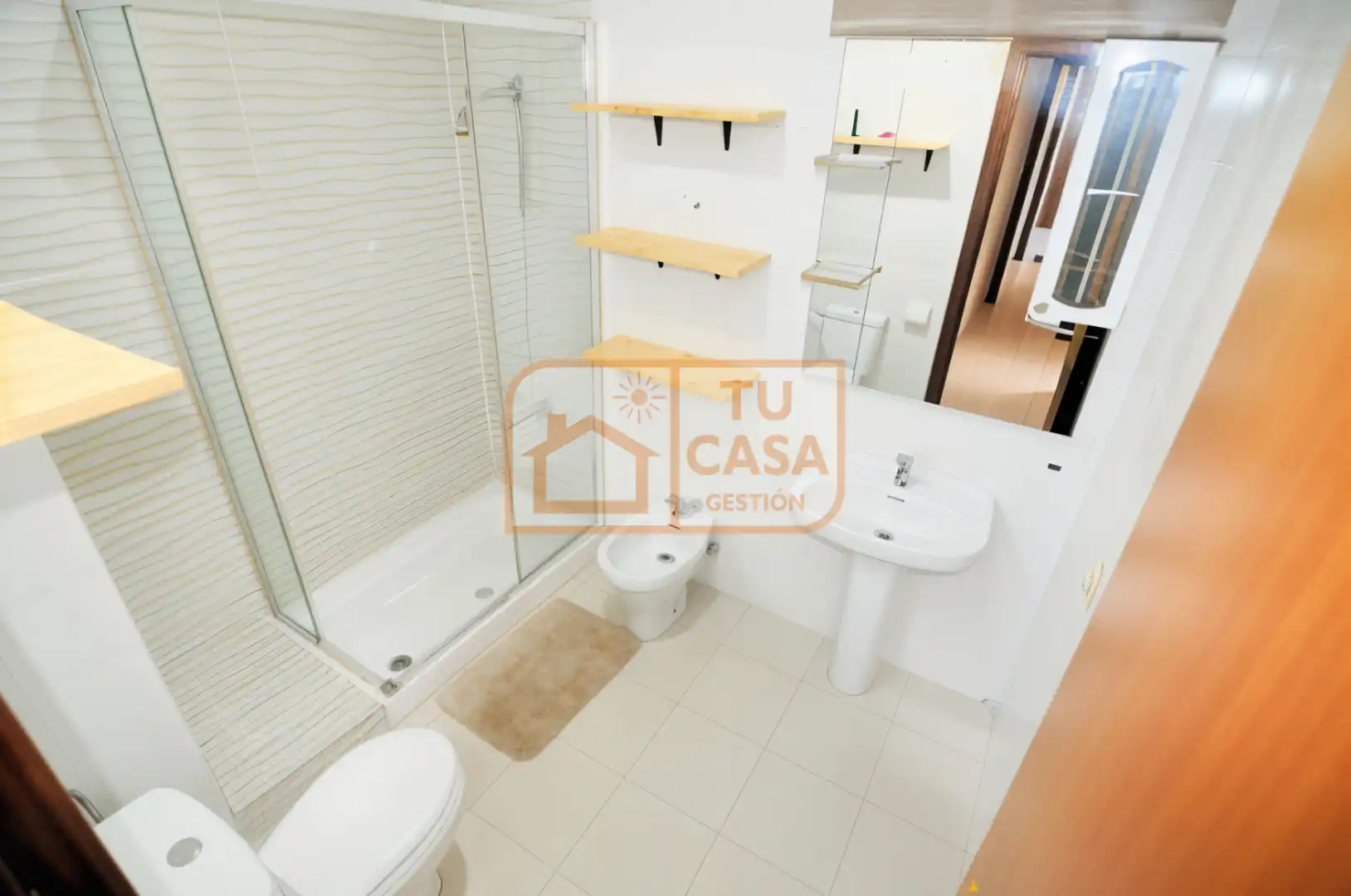 Badezimmer von Wohnung zum Verkauf in Malpartida de Cáceres mit Terrasse, Abstellraum und Möbliert