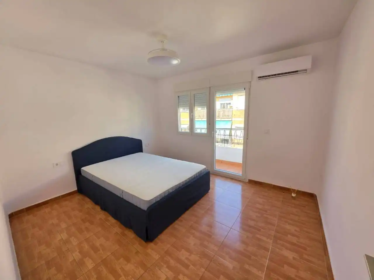 Flat with balcony for sale in Calle Cánovas del Castillo, imagen 6
