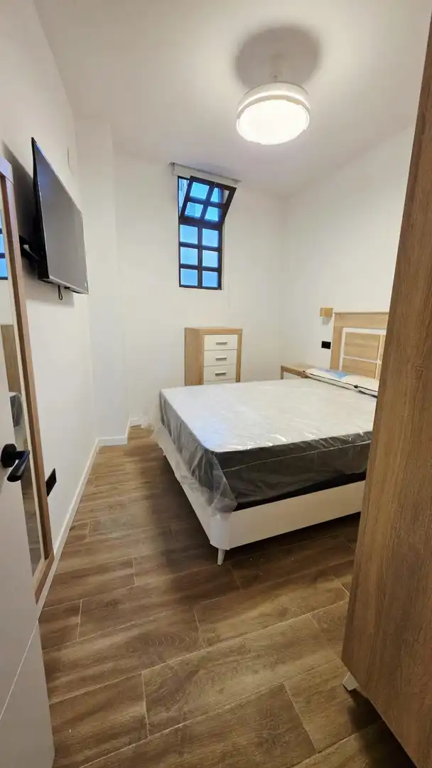 Habitación de Apartamento de alquiler en Córdoba con Aire acondicionado y Amueblado