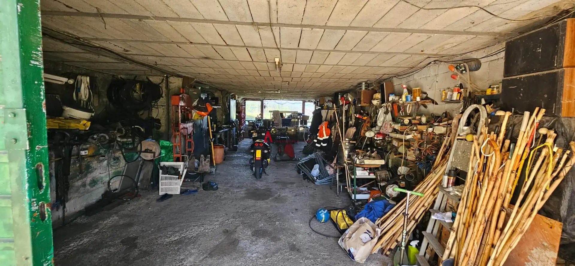 Casa rústica amb terrassa en venda a Voto, imagen 81