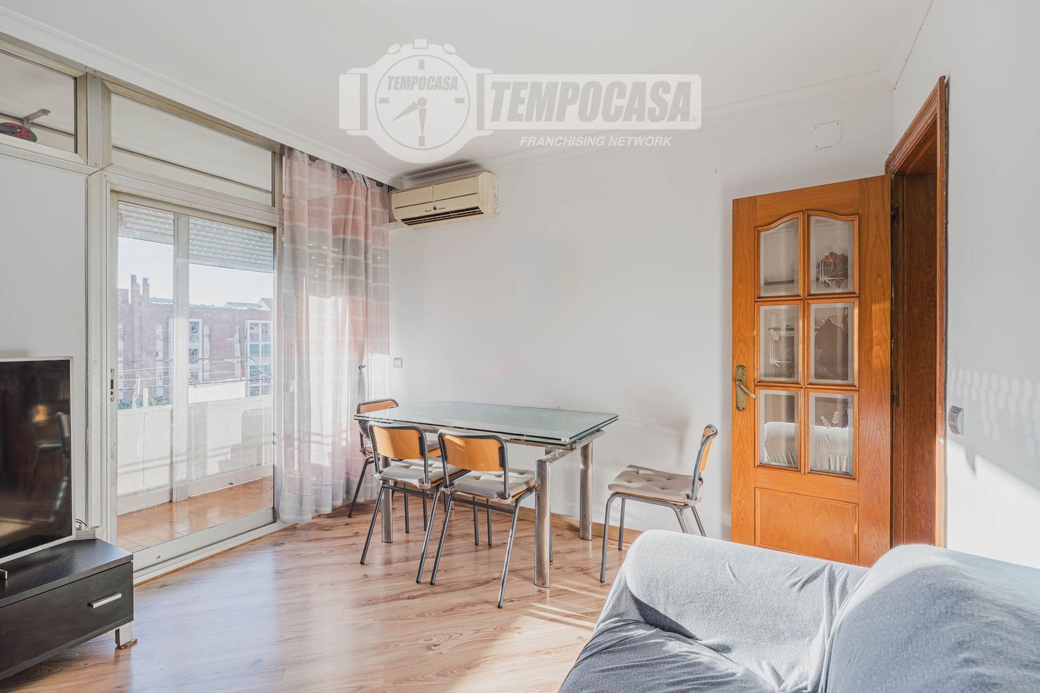 Habitación de Piso en venta en  Barcelona Capital con Aire acondicionado y Balcón
