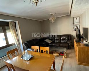 Sala d'estar de Pis en venda en  Madrid Capital amb Aire condicionat i Calefacció